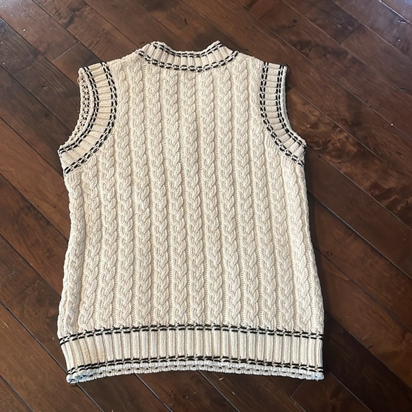 Zara cable knit sweater vest Cream Black whip stitch details V-neck Women’s S - Picture 8 of 10